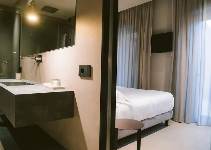 Alojamento de Acomodação e Pequeno-almoço Grumolara & Lamezia Terme